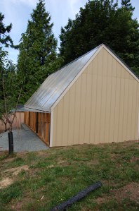 Passive solar greenhouse